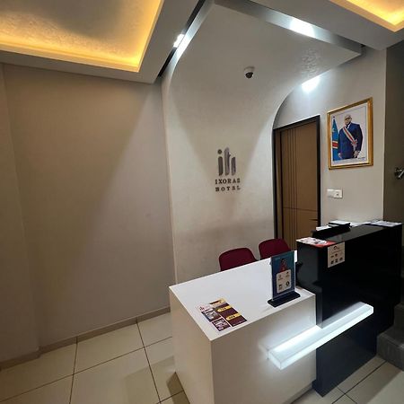 Ixoras Hotel Victoire Kinshasa Exteriör bild
